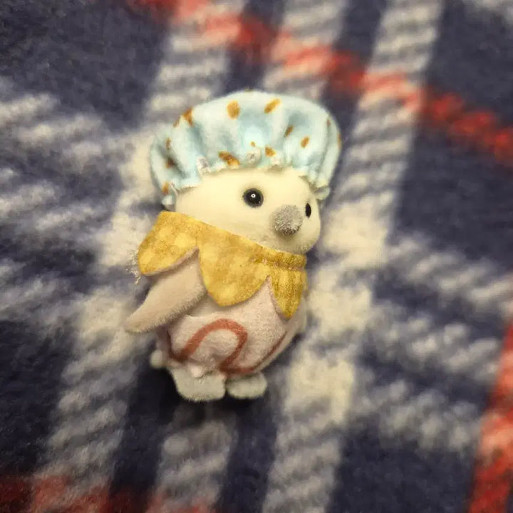 [BUNJANG] Sylvanian Families Long-tailed Tit Happy Sweets Kuji Prize G Figure / 실바니안 오목눈이 뱁새 해피스위츠 쿠지 g상 피규어