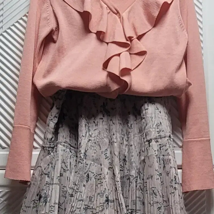 [BUNJANG] Olive Pink Ruffle Cardigan / 올리브 핑크색 프릴 가디건  