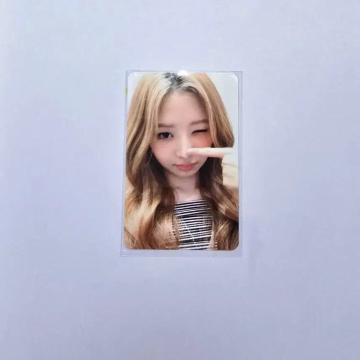 [BUNJANG] IVE Rei Lucky Draw Photocards (Chinese Concert / Japanese Doll / POB) - Unsealed / 아이브 예티몰 럭드 레이/분철중국콘서트일본인형미공포개봉교환