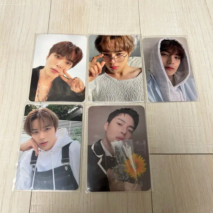 [BUNJANG] Monsta X Unit Photocard (Minhyuk, Hyungwon, Kihyun, Joohoney) / 몬스타엑스 몬엑 민혁 형원 기현 주헌 포토카드 양도