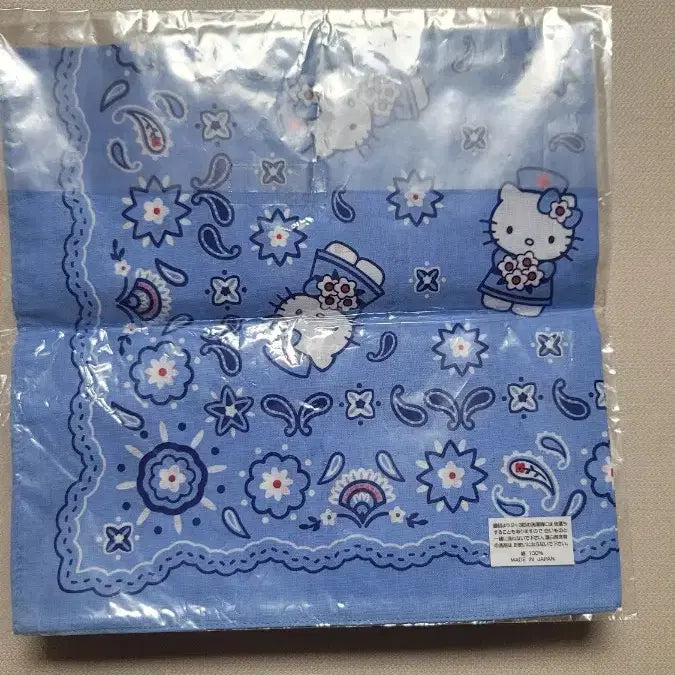 [BUNJANG] Hello Kitty Vintage Nurse Bandana / 고전 간호사키티 반다나