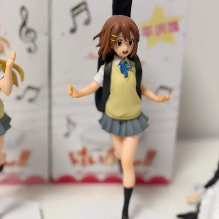[BUNJANG] K-On! Yui Hamanaka Summer Uniform Extra Figure (Vintage) / 희귀 피규어 케이온 유이 하복 엑스트라 고전 미소녀