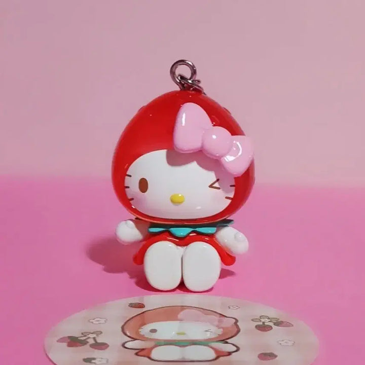 [BUNJANG] TOP TOY Sanrio Strawberry Kitty Figure Random Keychain / 탑토이 산리오 스트로베리 딸기 피규어 랜덤 키링 / 히든 헬로키티 스페셜