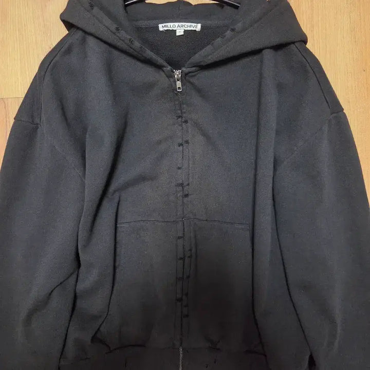 [SOLD OUT] 밀로아카이브 데미지 쇼트 후디 집업 M