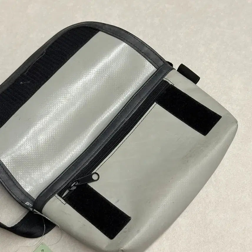 [SOLD OUT] FREITAG 프라이탁 제이미 그레이 메신저백