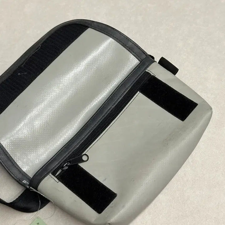 [SOLD OUT] FREITAG 프라이탁 제이미 그레이 메신저백