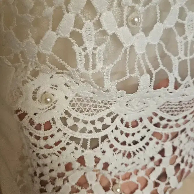 [BUNJANG] Lace Pearl Blouse &amp; Camisole Set White Size 55 / 레이스 진주 블라우스   레이스. 나시 (일괄)화이트 55사이즈