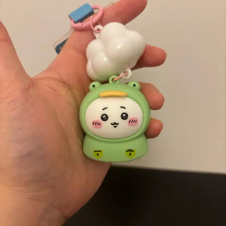[BUNJANG] Chiikawa Miniso Limited Edition Raincoat Keychain / 치이카와 미니소 한정 우비 키링