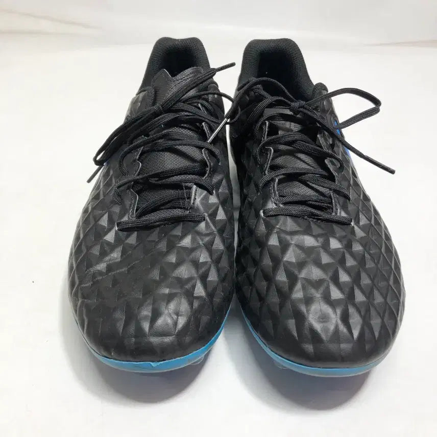 [SOLD OUT] 나이키 티엠포 레전드8 클럽 축구화 270