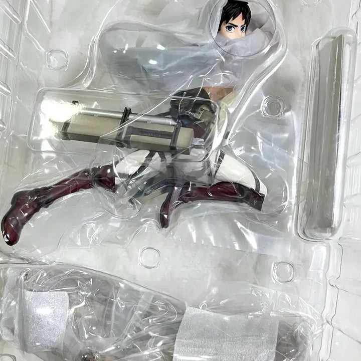 [BUNJANG] Attack on Titan Eren Yeager Kotobukiya Figure Renewal Ver. / 진격의 거인 에렌 예거 코토부키야 피규어 재판 리뉴얼ver