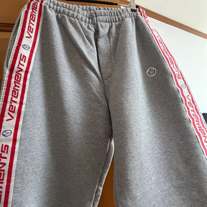 [SOLD OUT] 베트멍 트랙팬츠
