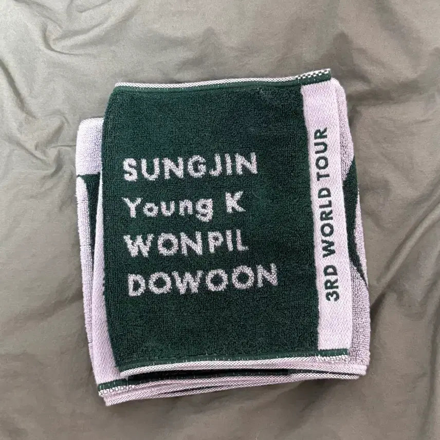 [BUNJANG] DAY6 Official Towel Slogan (Japan MD) / 데이식스 공식 타올슬로건 (일본 MD)