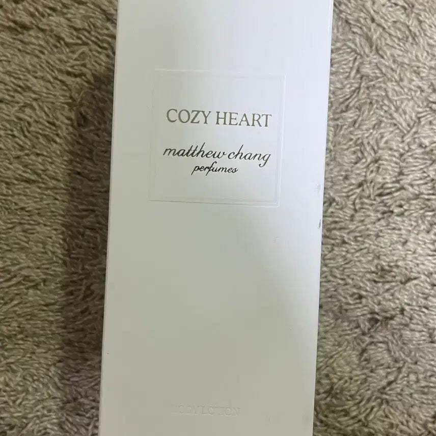 [BUNJANG] Mathew Jang Cozy Heart Body Lotion 290ML / 매튜장 코지하트 바디 로션 290ML (새 상품)