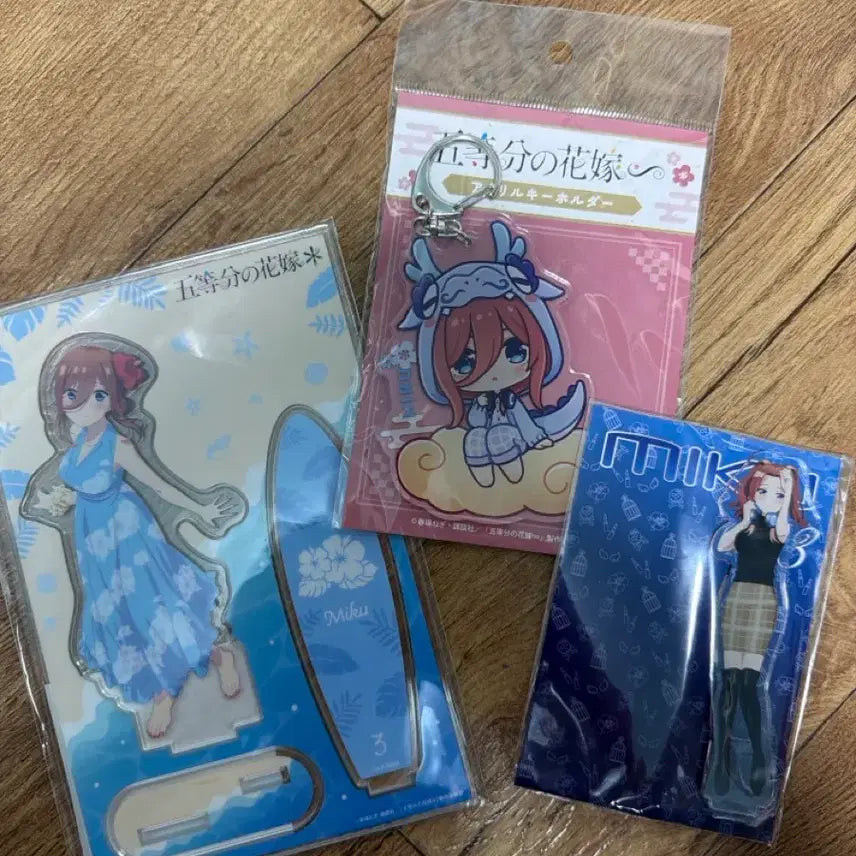 [BUNJANG] The Quintessential Quintuplets Miku Bundle Set / 5등분의 신부 미쿠 굿즈 일괄