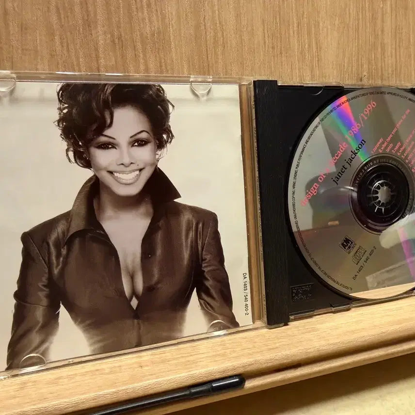 [BUNJANG] Janet Jackson Best (1995) CD / 자넷 잭슨 Best(1995) - Design of- / CD