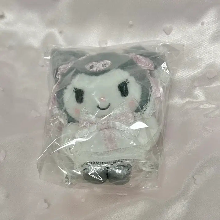 [BUNJANG] Sanrio Kuromi White Frill Mascot (Sealed) / 미개봉) 산리오 화이트 프릴 쿠로미 마스코트 판매