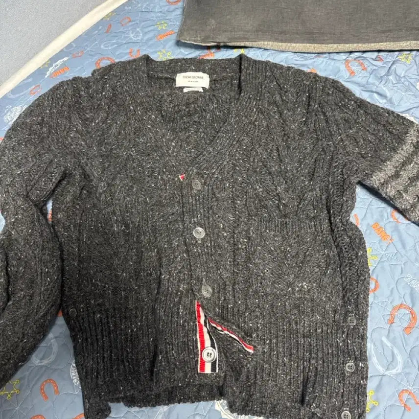 [BUNJANG] Thom Browne Aran Cable Cardigan / 톰브라운 아란케이블 가디건