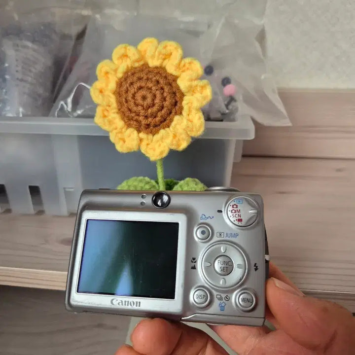 [BUNJANG] Canon IXUS 700 Silver Vintage CCD Digital Camera / 캐논 익서스 700 IXUS 700 실버 (CCD 센서/빈티지 색감/슬림