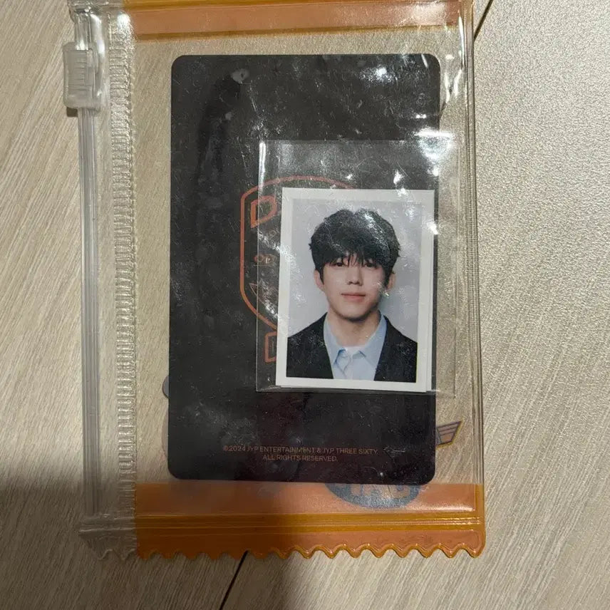 [BUNJANG] Young K (Day6) Bundle Set Photocard Holder &amp; Grip Tok / 도운 md 일괄판매