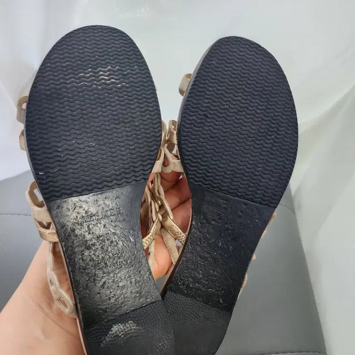 [SOLD OUT] 에르메스 샹달 샌들 슬리퍼