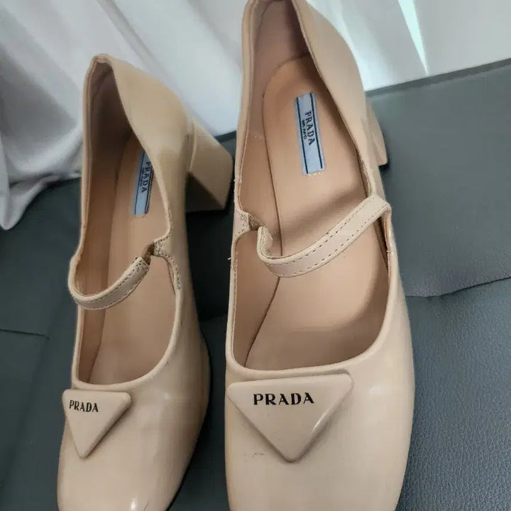 [SOLD OUT] 프라다 샌들 펌프스 힐 구두 단화