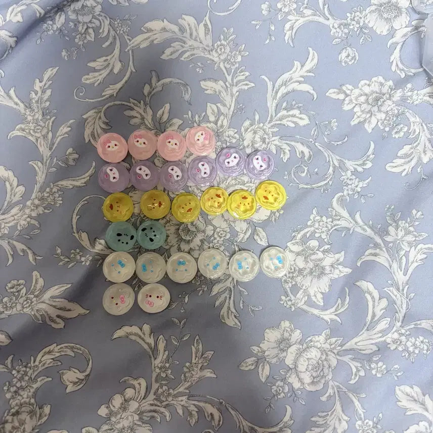 [BUNJANG] Sanrio Gacha, Keyrings, and Miniatures Bundle Set / 산리오 캐릭터 가챠, 키링, 미니어처