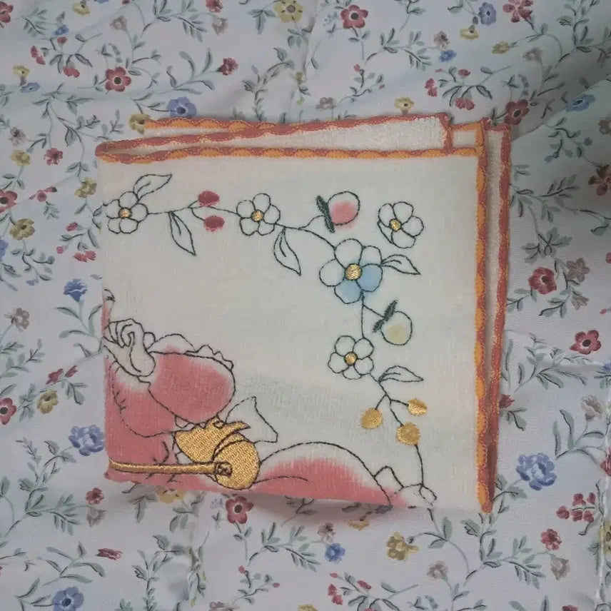 [BUNJANG] Studio Ghibli Whisper of the Heart Handkerchief Official Merchandise Authentic / 지브리 귀를 기울이면 손수건 공식 굿즈 정품