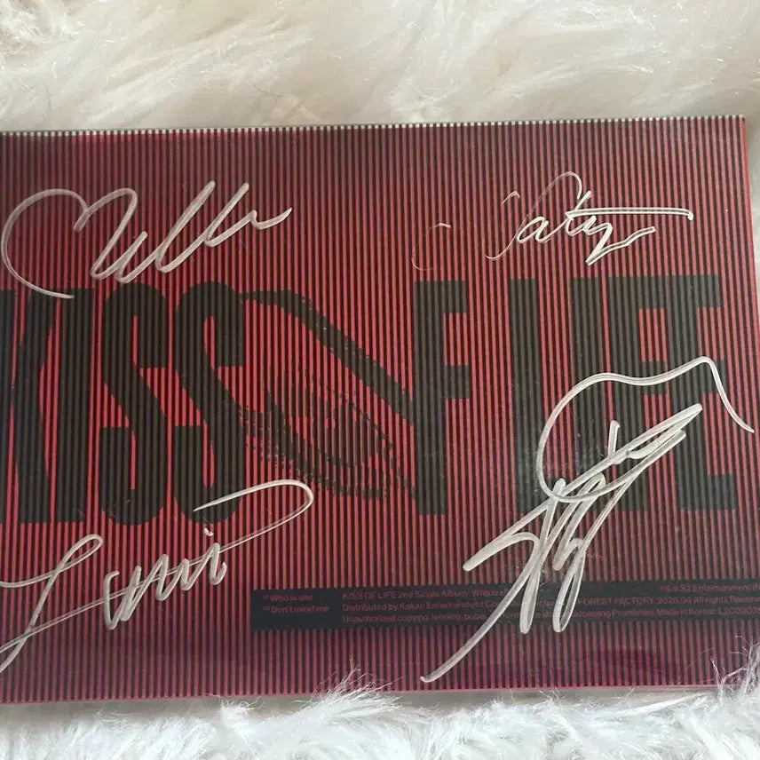 [BUNJANG] KISS OF LIFE Official Signed Album / 키오라 KISS OF LIFE 친필 싸인앻범