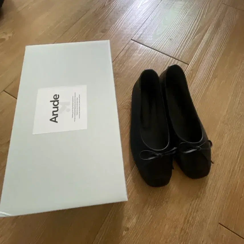 [SOLD OUT] 블랙 플랫슈즈 230