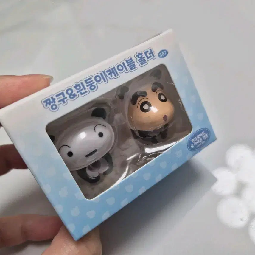 [BUNJANG] Official Crayon Shin-chan Shiro Cable Holder Set / 정품) 짱구 흰둥이 케이블 홀더 새제품