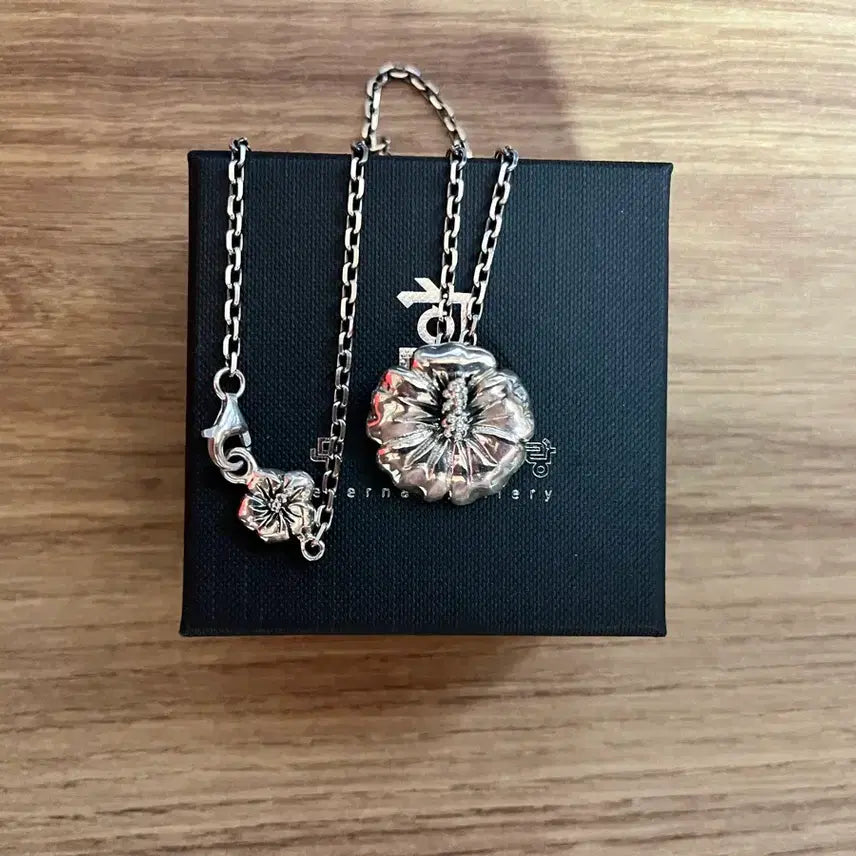 [SOLD OUT] 무궁화랑 무궁화 순은 펜던트 판매합니다.