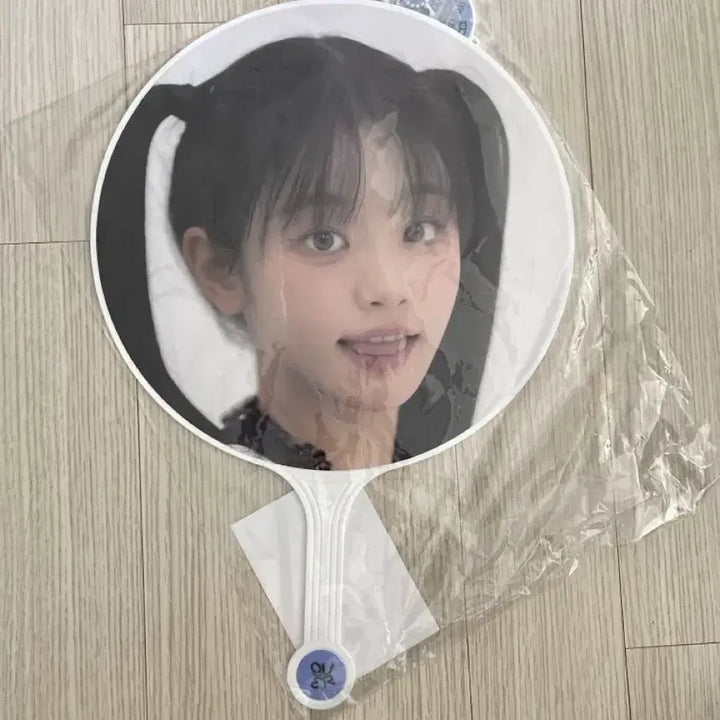 [BUNJANG] Cho-dan Uchiwa Fan / qwer 쵸단 부채 우치와 판매