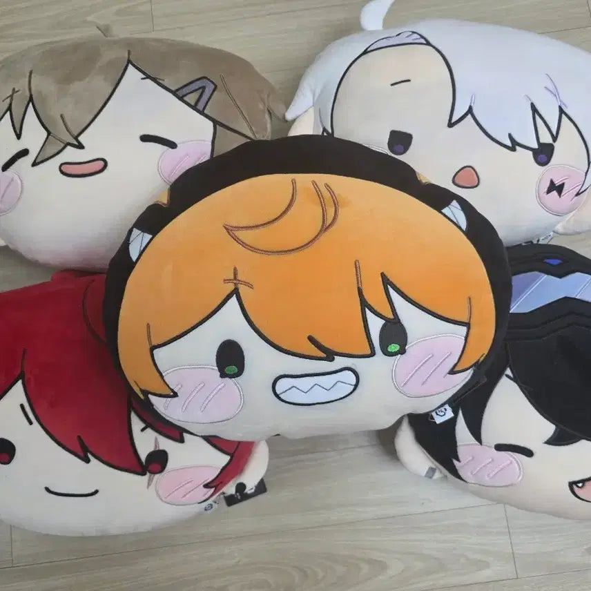 [BUNJANG] Lirerevolution Cushion / 처분) 리레볼루션 제미니 쿠션 판매