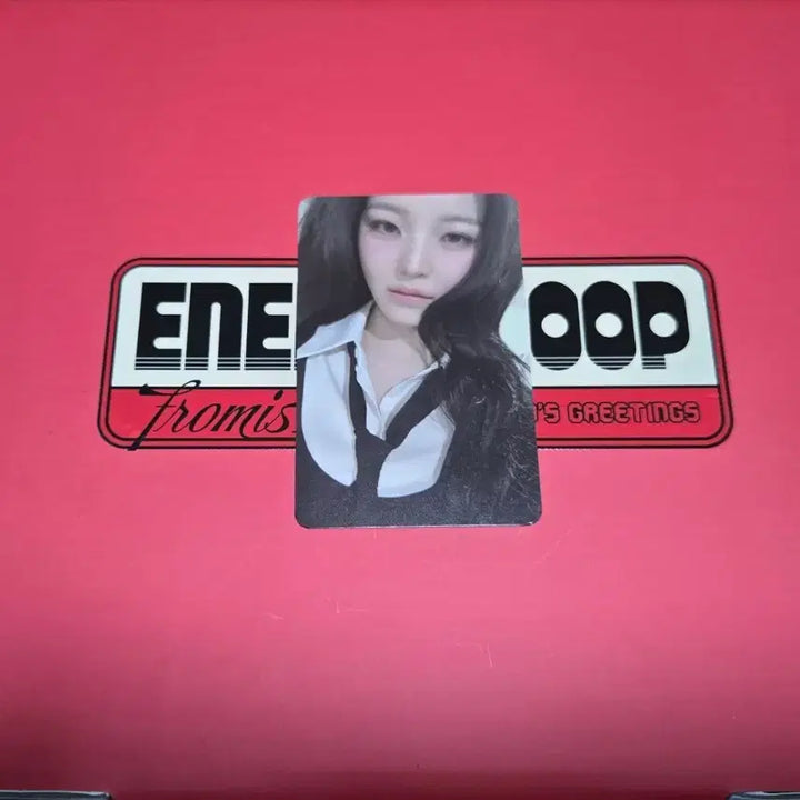[BUNJANG] fromis_9 Baek Ji-heon Short Skirt Photocard / 프로미스나인 백지헌 짧은치마 포토카드