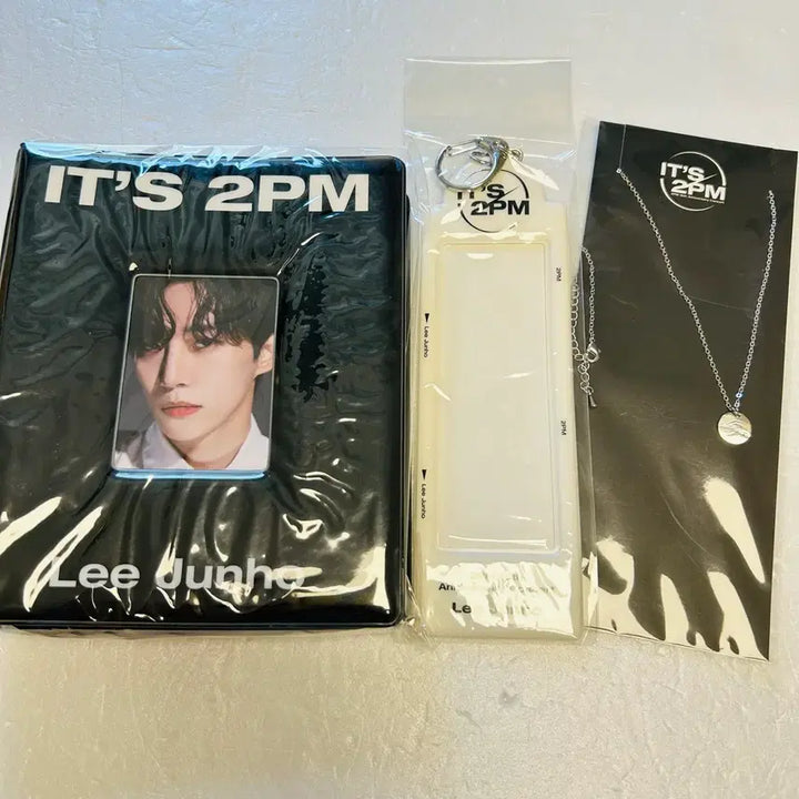 [BUNJANG] 2PM Junho Necklace + Collect Book + 4-Cut Photo Keyring Bundle Set / It&