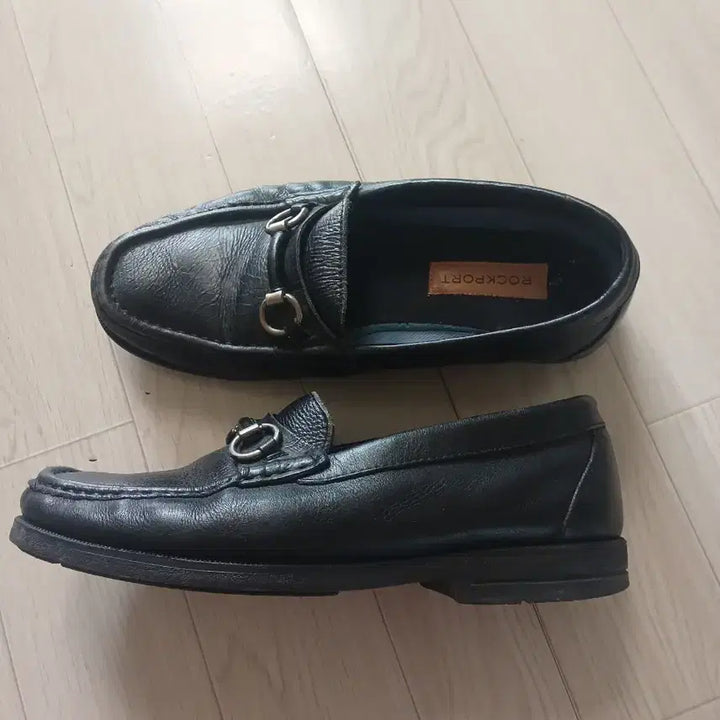 [SOLD OUT] 락포트 홀스빗 남성로퍼 255