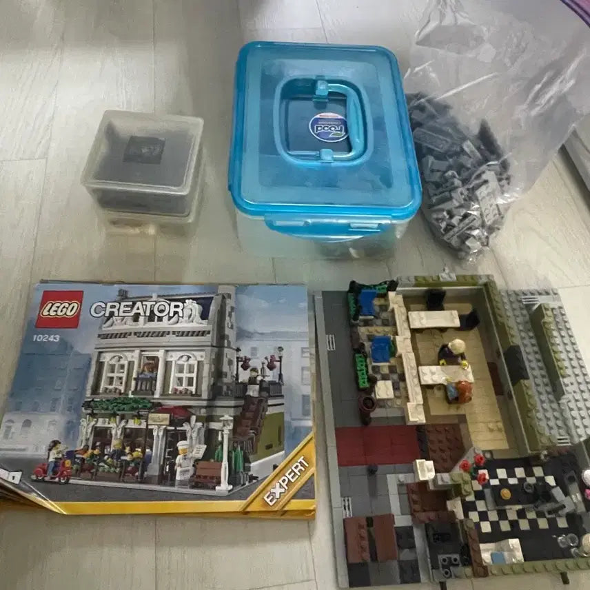 [BUNJANG] Lego Creator Expert 10243 Parisian Restaurant / 레고 10243 파리 레스토랑
