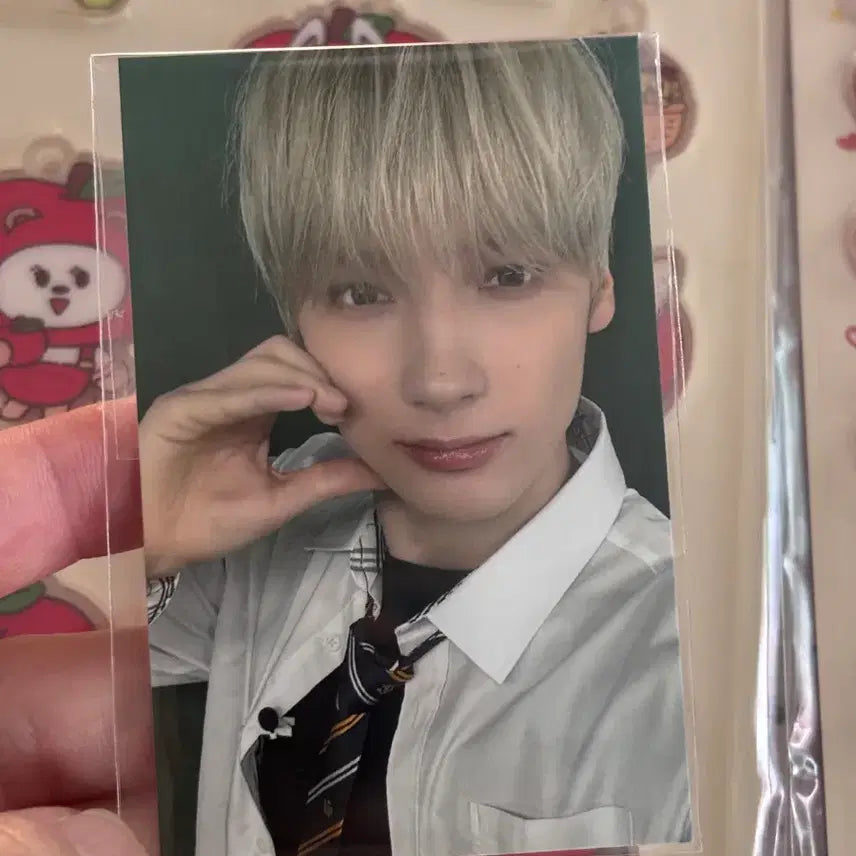 [BUNJANG] TXT Hyuning Kai Apple Music Lucky Draw Photocard / 애뿔바투 온라인 특전 휴닝카이 포카 뿔바투 사과 흠냐링 TXT