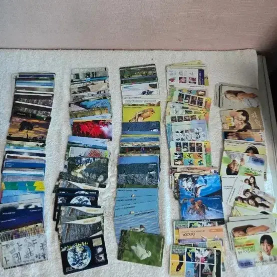 [BUNJANG] Vintage Public Telephone Cards Bundle (500 pcs) / 옛날 근대사 공중전화카드 500장
