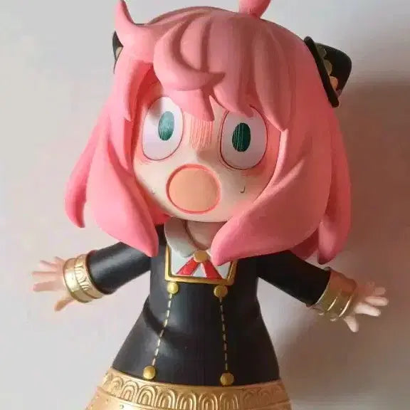[BUNJANG] Pop Mart Anya Surprise Ver. Figure / 팝마트 아냐 피규어 놀람ver
