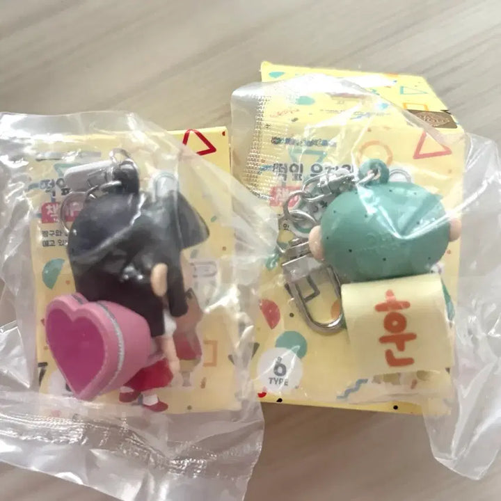 [BUNJANG] Crayon Shin-chan Nene-chan Kindergarten Backpack Keyring Suzie &amp; Huni Bundle Set / [새상품,일괄,원가이하]짱구 떡잎유치원 책가방키링 수지, 훈이