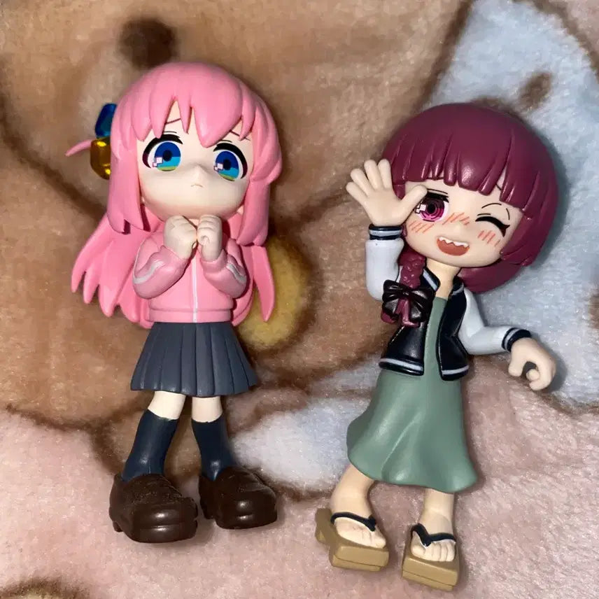 [BUNJANG] Bocchi the Rock! Hitori Gotoh &amp; Kikuri Hiroi Pulverse Mini Figures / 봇치더락 봇치더록 고토 히토리 히로이 키쿠리 팔버스 미니 피규어