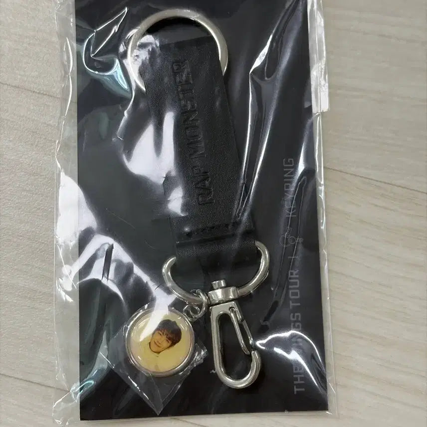 [BUNJANG] BTS Wings Leather Keyring Full Member Bundle Set / 방탄소년단 윙즈 키링 전멤버