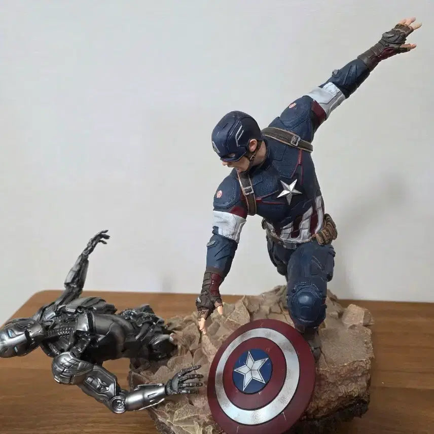 [BUNJANG] Iron Studios x PiziiToys Marvel Captain America Figure / 마블 캡틴아메리카 피규어 Iron Studios /PiziiToys