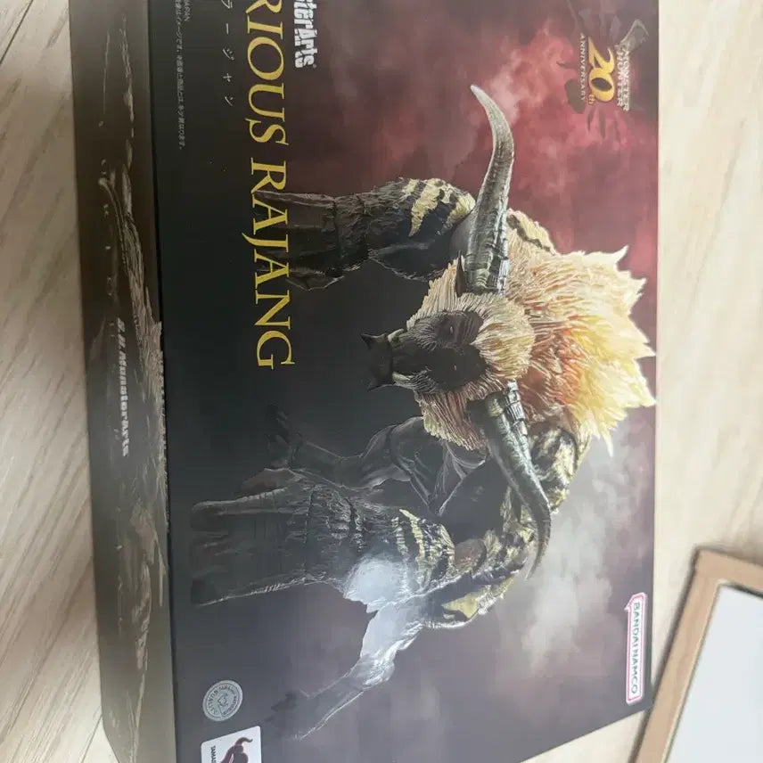 [BUNJANG] S.H.M Monster Hunter Rajang Figure / S.H.M 몬스터헌터 라잔