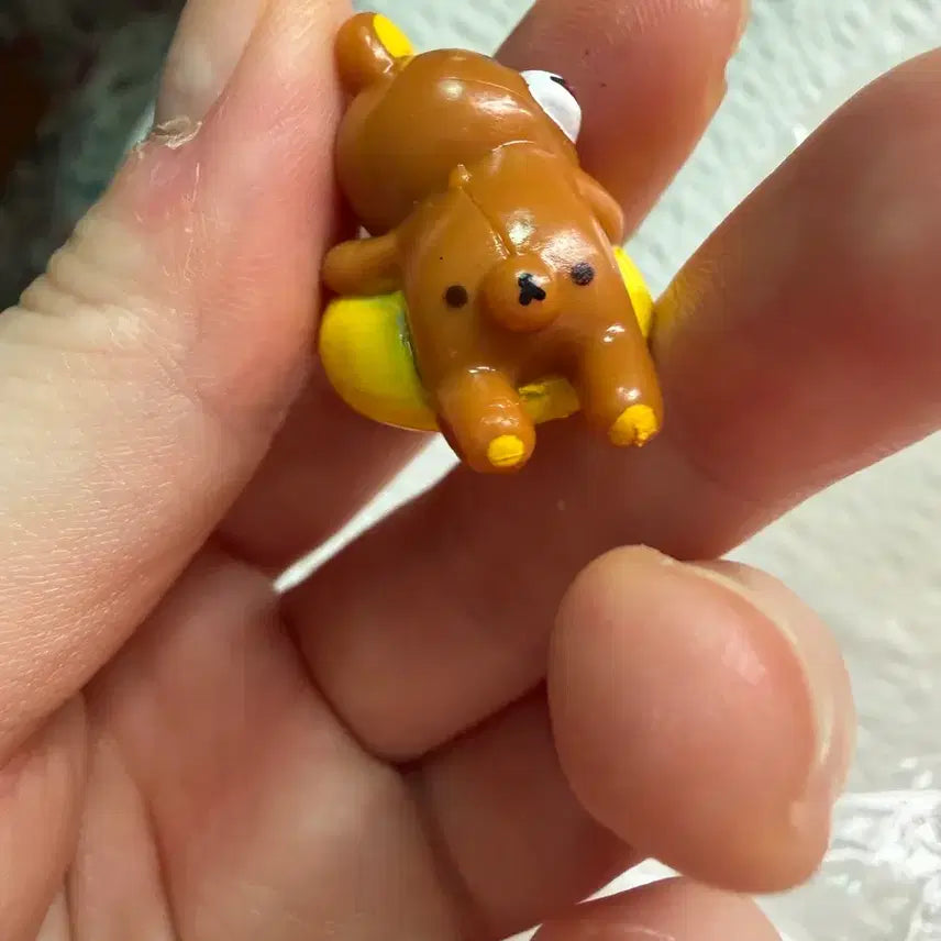 [BUNJANG] Classic Rilakkuma Lying Down Magnet / 고전 누워서 자고 있는 리락쿠마 마그넷