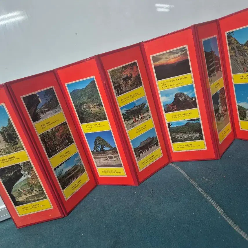 [BUNJANG] 1970s Miniature Folding Screen with Korean Folk Art and Scenery / 옛날관광미니병풍(춘향이,법주사)