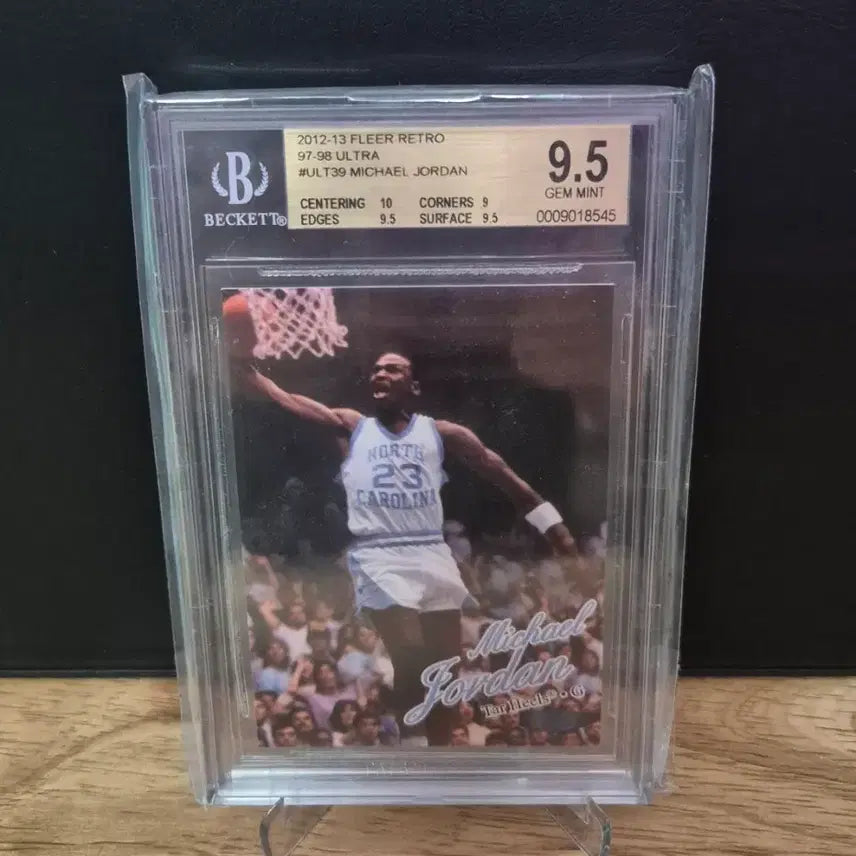 [BUNJANG] 2012-13 Fleer Retro 97-98 Ultra Michael Jordan Card (BGS 9.5) / 2012-13 플리어 레트로 97-98 울트라 마이클 조던 카드 9.5점