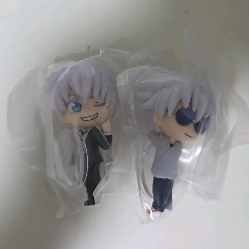 [BUNJANG] Gojo School Uniform &amp; Hara Hon Acrylic Stand Set / 뒤돌아봐주세요 고죠 회옥옥절 피규어 아크릴 스탠드 판매합니다