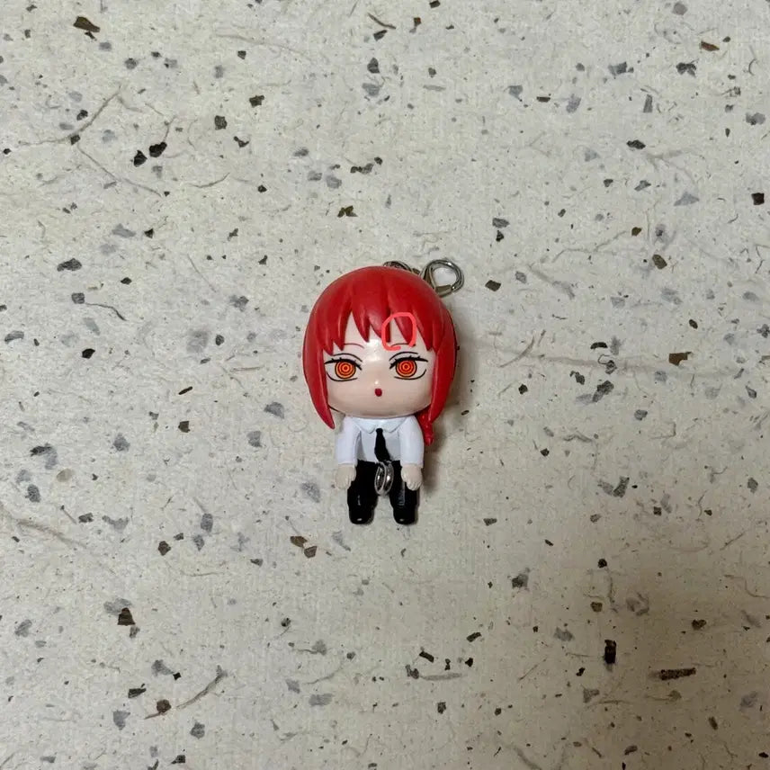 [BUNJANG] Chainsaw Man Makima Ring Keychain / 체인소맨 대롱가챠 마키마 고리형